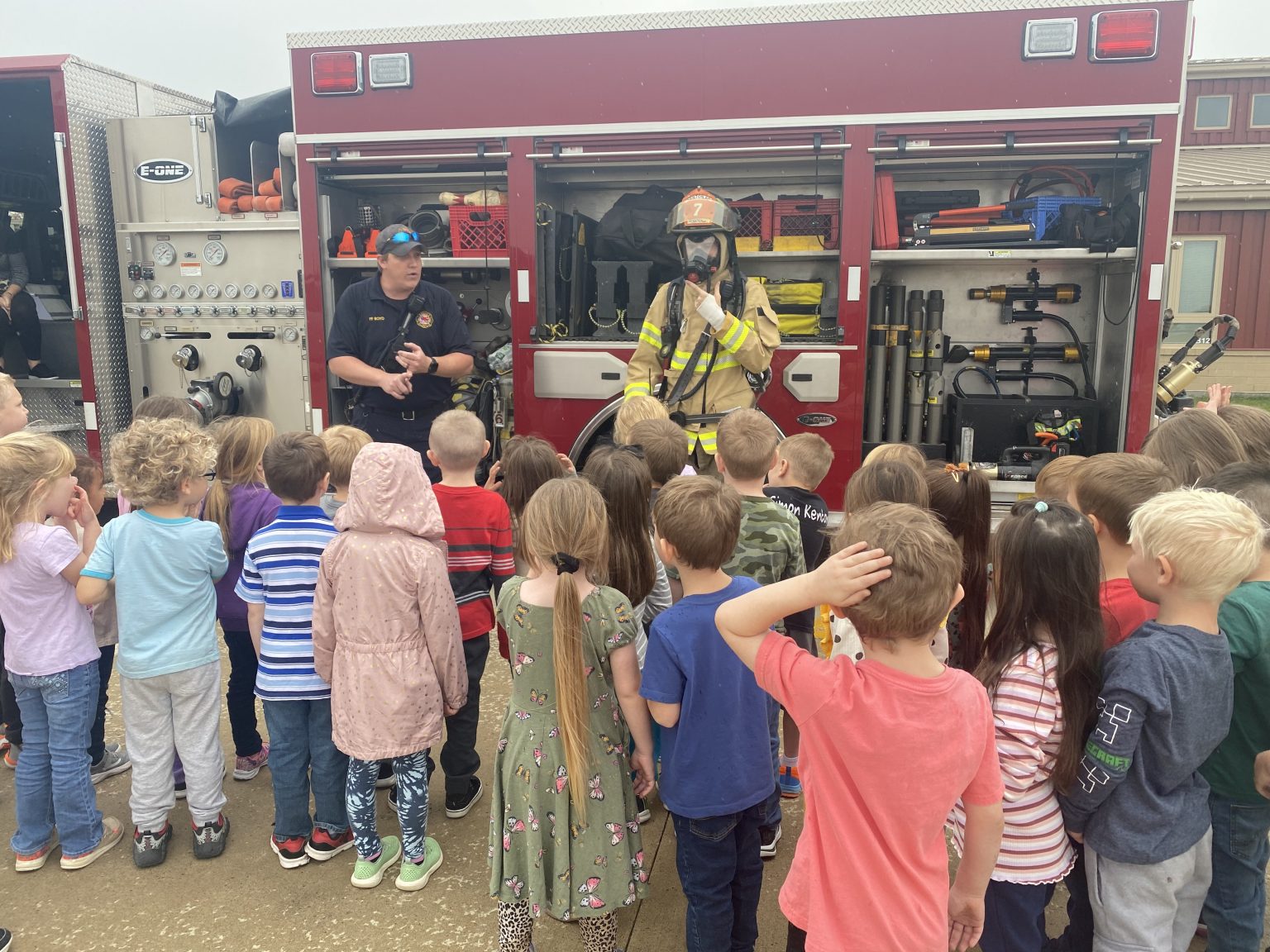 Kenton Fire Department visits KES Kenton City Schools
